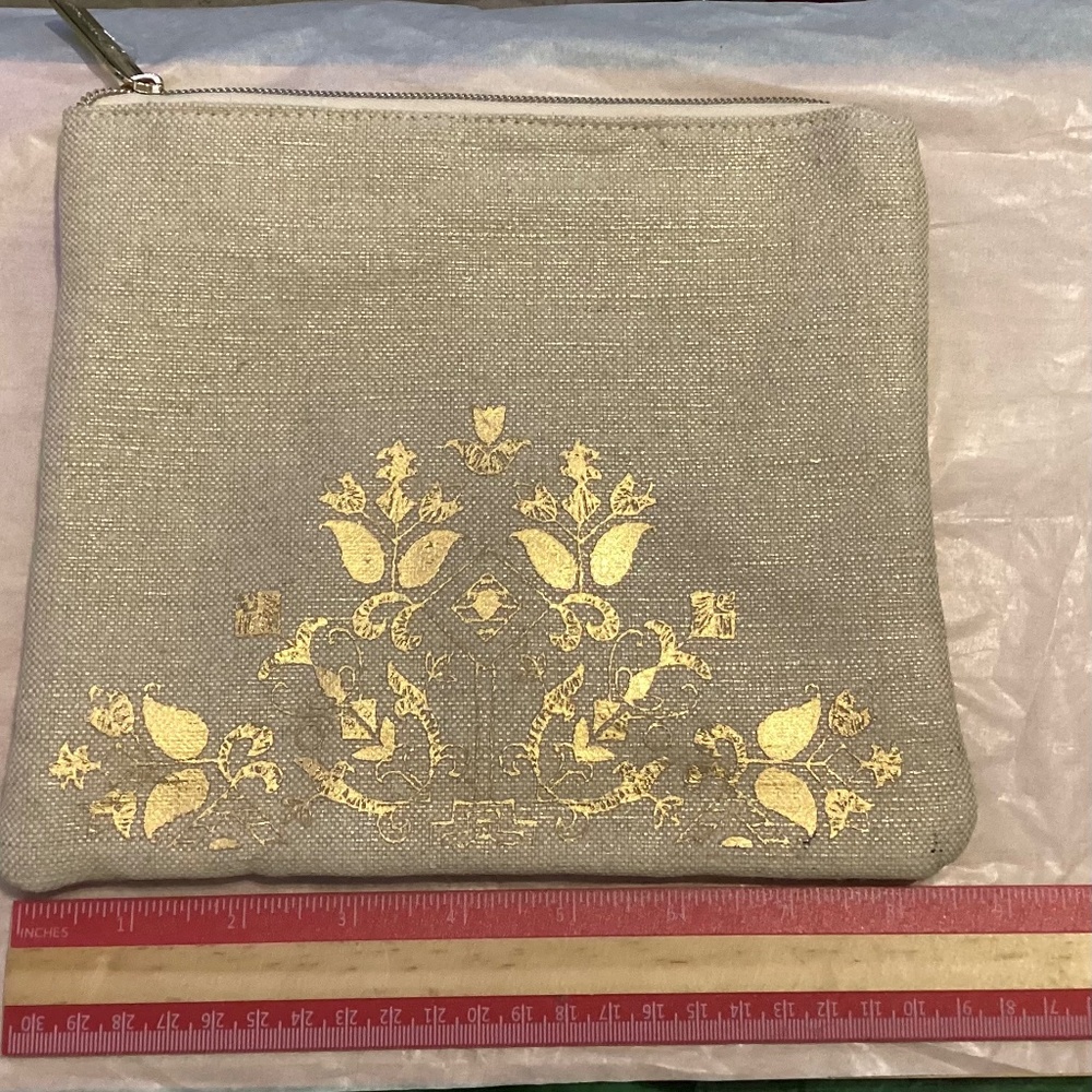 Tartan&Twine Cosmetic Bag, Lightweight Travel Pouch, Gold Rose In Linen Look.